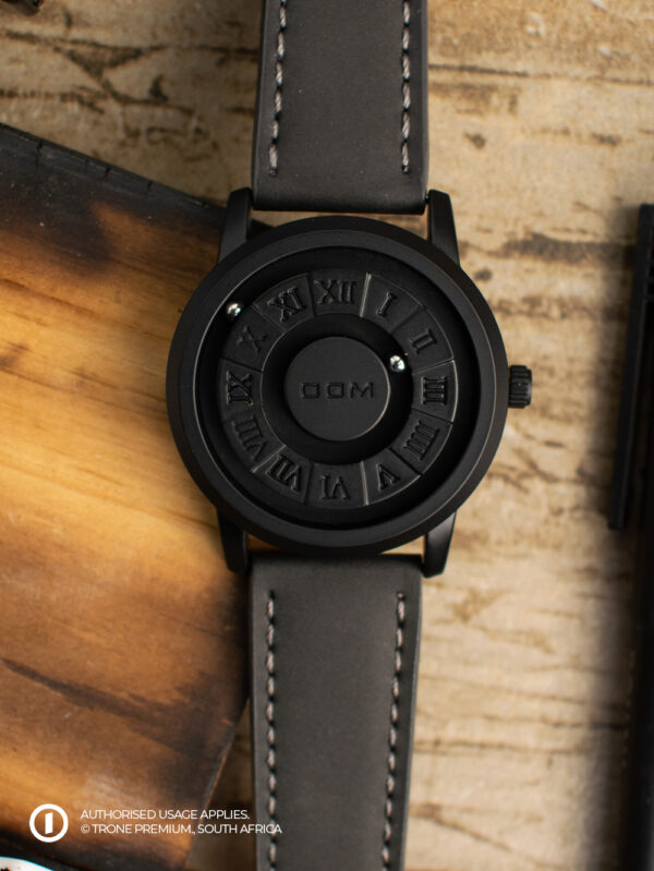 DOM Strap Watch - Black